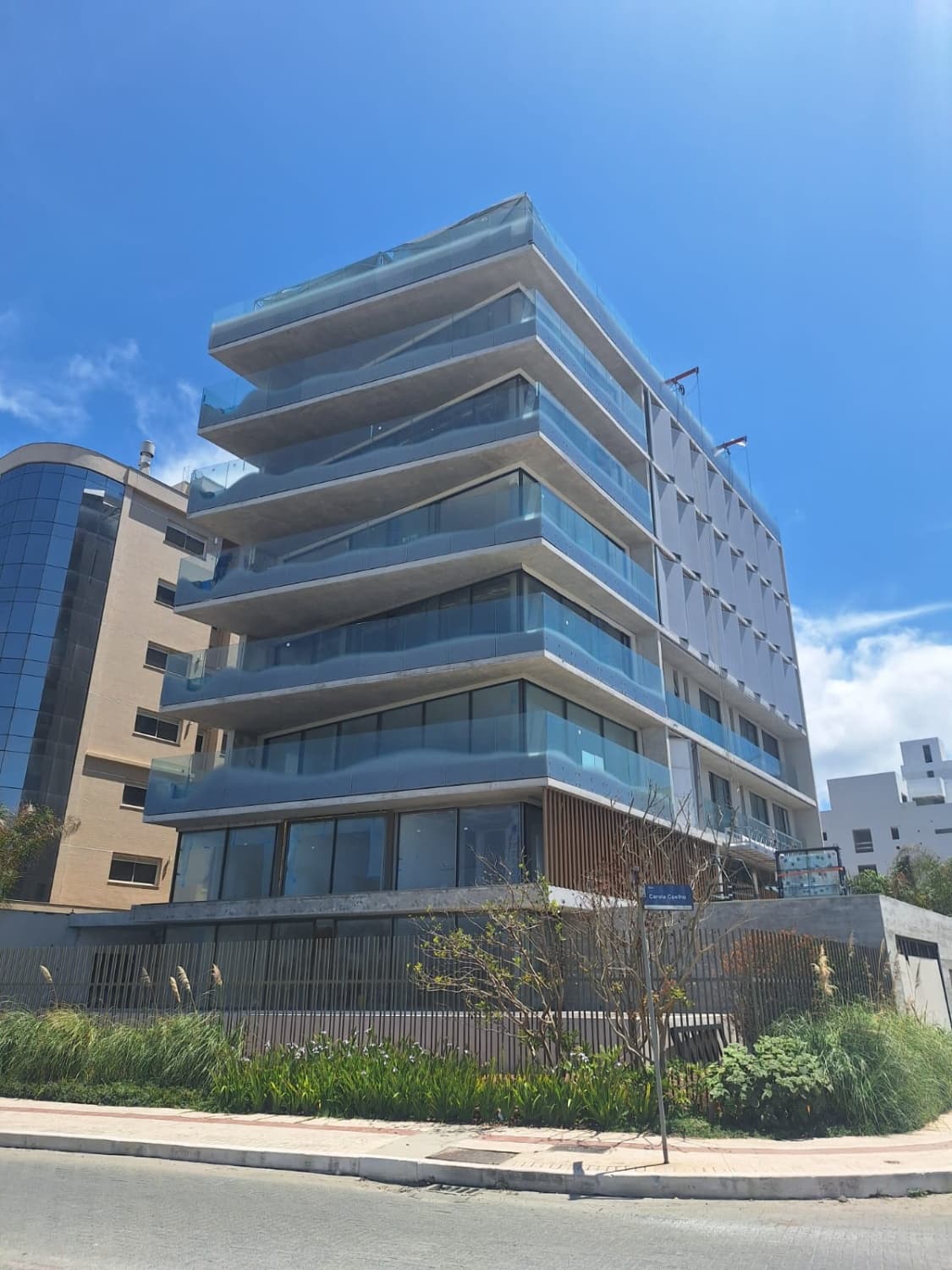 Apartamento Garden no Ed. Bravo by Arthur Casas na Praia Brava em Praia Brava